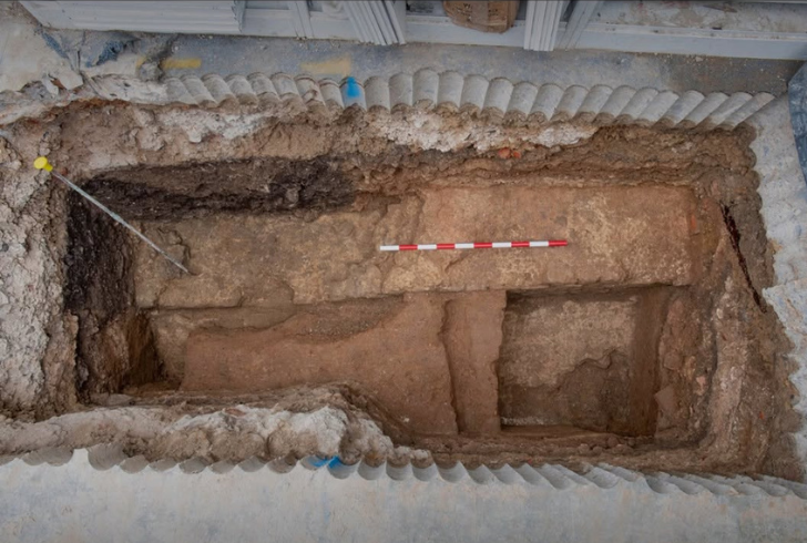 Remains of Roman basilica in London