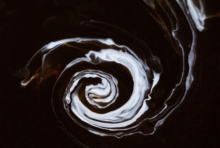 Vortex lines forming knots